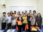 Món Quà Ý Nghĩa Cho Ba Mẹ – Hành Trình Mới Cùng Tiếng Anh